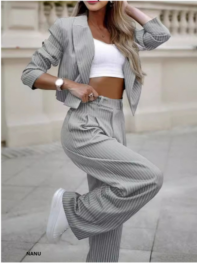 NANUSTYLE™️ | ELEGANTE GESTREEPTE JAS EN BROEKSET